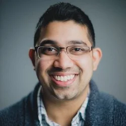 خالد أبو طيب  